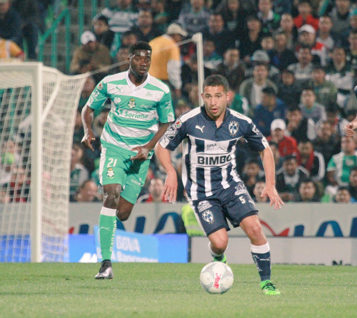 GarganoOfficial's tweet photo. Victoria importante contra un equipo muy duro!! Gran esfuerzo de todo el equipo, vamos rayados ⚽️🔝 🔵⚪️ https://t.co/hYm1c53Njg