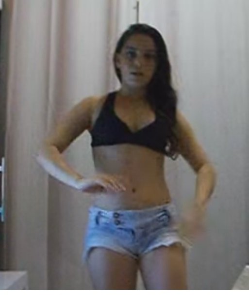 Girl hiddencam solo petite