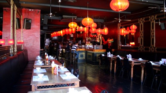 VEVASocial's tweet photo. Try Monkey Happy Hour to start off your weekend with #TheDrunkenMonkey 5pm-7pm get 4 beers for £10 #london #weekend https://t.co/XGDsmBIuz0