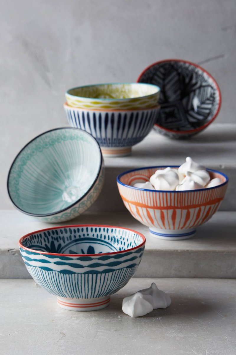 Colourful presentation makes the snacks taste even better too, right? > ow.ly/XYQBt