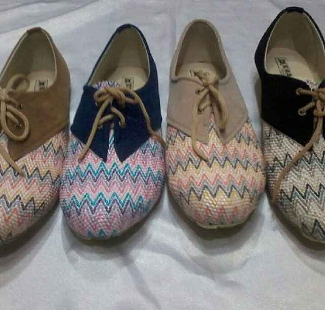 phiphie20's tweet photo. @110 dapet 3 + bebas pilih warna &amp; ukuran https://t.co/bG7yHQiSWA