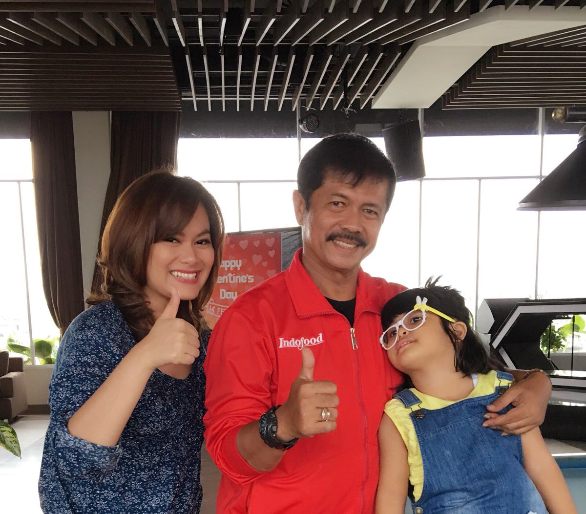 Persib nu aing!! 3-0 #persibday tapi ttp sungkem dl sama <a href="/indra_sjafri/">Coach indra sjafri</a> terimakasih atas wejangannya Coach! ❤️❤️