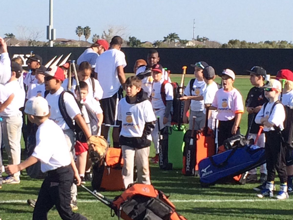 blondie3771's tweet image. @HeinzKetchup_US #KetchLikeCutch
#HeinzProCamp