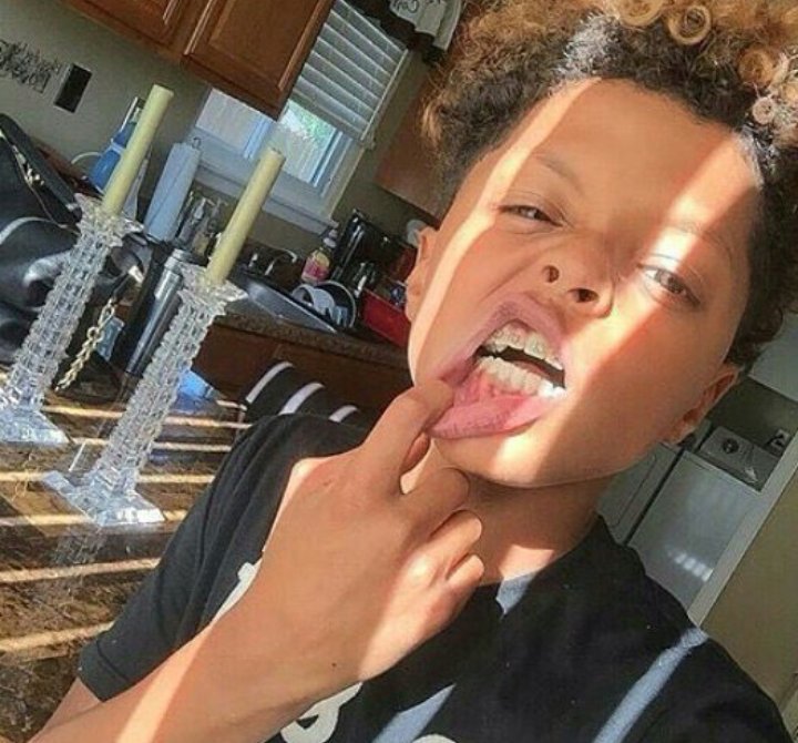 FendiFrank's tweet photo. When She Says She Fuck With Lightskins https://t.co/t86q5OVZ0R