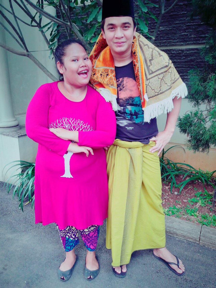 SifaHalima's tweet photo. Miss banget sama abang 1 bulan ga ktmu @bangbily , abang sifa kangen abang maaf blm bisa nengokin abang 😭😭😭😭 https://t.co/NqeT9YFNLz