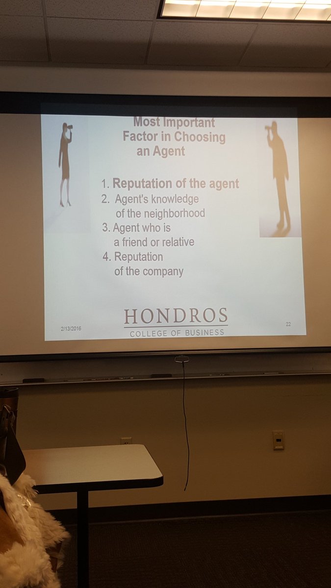 solesalami's tweet photo. According to Hondros. Important factors to picking a #Realtor . @HoltonWise @SteveJunkerHWPG @realtordotcom https://t.co/IfDQH4yxeH