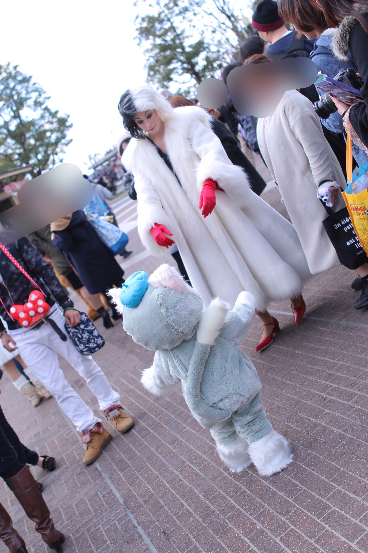 ディズニーで白昼堂々子どもを誘拐しようとするヴィランズ 話題の画像プラス ディズニーで白昼堂々子どもを誘拐しようとするヴィランズ 話題の画像プラス