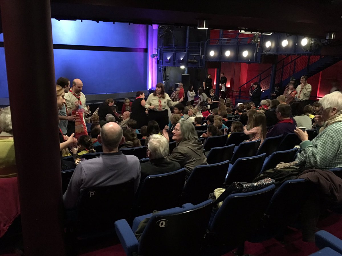 Half time at <a href="/BstokeGangShow/">Basingstoke Gang Show</a>. Fantastic first half. Bring on the second. #iscout #gangshow