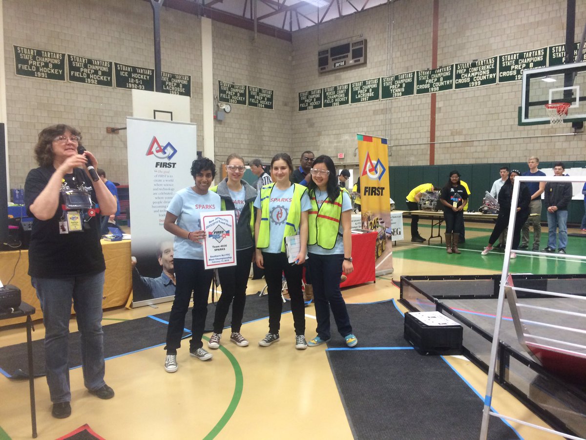 techgoddess07's tweet photo. Hosting the Southern Championship @FIRSTweets @SparksRobotics @StuartCDSchool https://t.co/T0aN5t3zb0