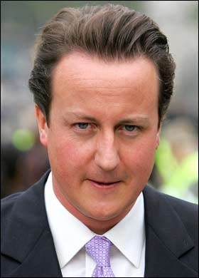 marcuschown's tweet photo. Remember, the person who keeps that lying toad Jeremy Hunt in his job and therefore backs him 100% is this man https://t.co/imVPiNIcQk