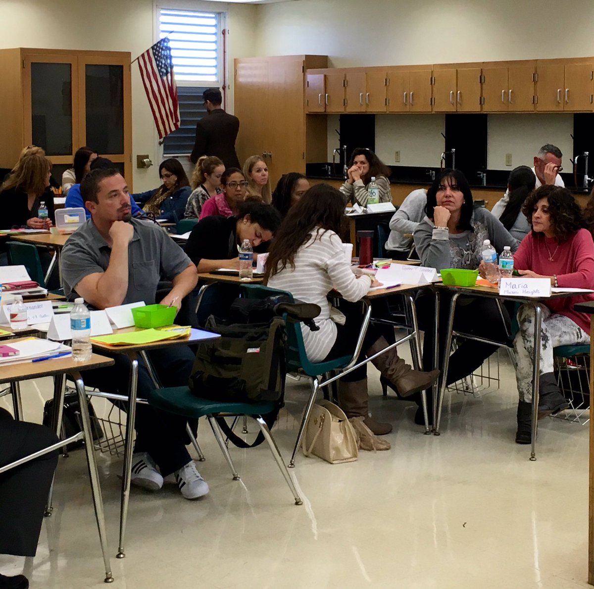MDC_DeanSOE's tweet photo. @mdcps_profdev #PLST2015
Teacher-Driven Observations improve teaching and learning—one open classroom at a time. https://t.co/5Ks5ioD9Om