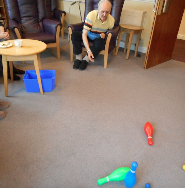 stgeorges_park's tweet photo. Light exercise...skittles :) #wecare #carehome #nursinghome #telford #fun #health #active #life #livetothefull https://t.co/Asb0OntVj3