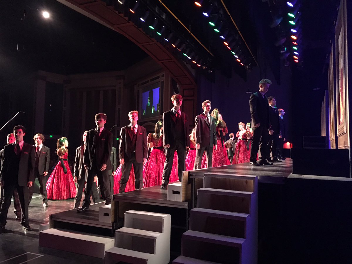RafaelOnTV's tweet photo. @CenterGroveHS Sound System put on a show @ShowFestNews https://t.co/P3lVKcpZMK