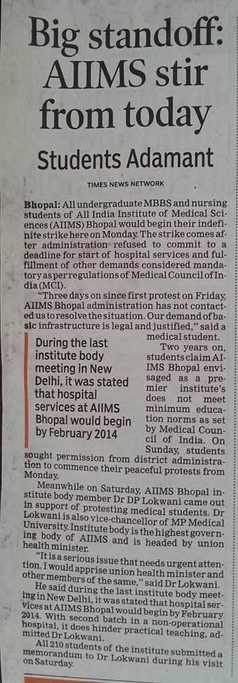 Drsrt7's tweet photo. 2nd anniversary of our fst strike! #saveaiimsbhopal the sad part is we r still shouting. #AIIMSBHOPAL #PMOIndia https://t.co/CxMi4hTQaC