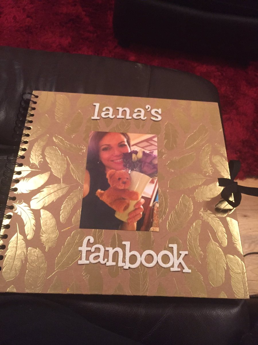 LPFanbook2016's tweet image. the cover of the fanbook is now complete!!!