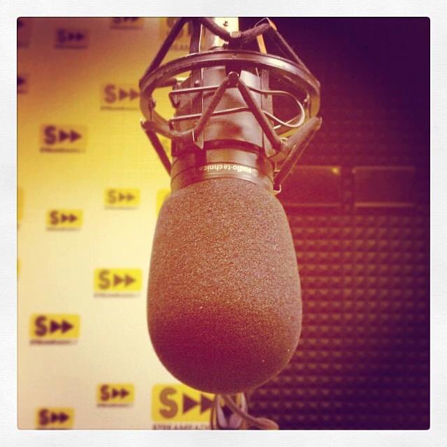 StreamRadioIT's tweet photo. Tutti noi di Streamradio celebriamo oggi la nostra più grande passione. 📻🎶 #GiornataMondialeRadio #WorldRadioDay https://t.co/zI6BEy7fTE