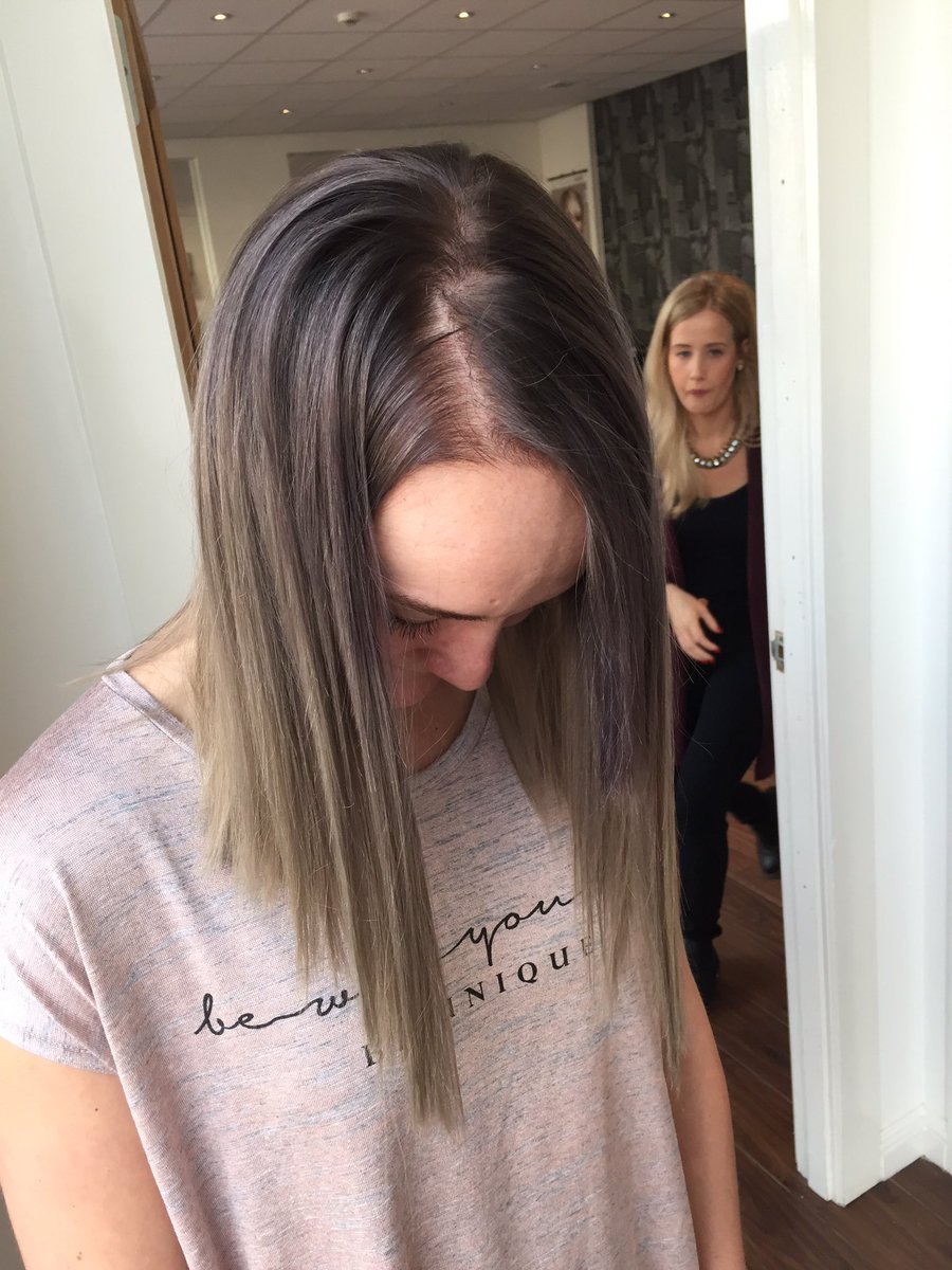 butterfly21hair's tweet photo. Jodys dropped root smudge on Alanna today using the @Affinage_Hair gothic series https://t.co/QxWSbcDCBb
