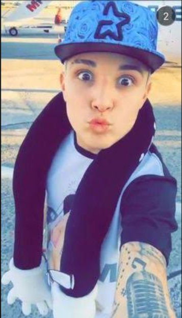sarabiancabb's tweet photo. Aquele mais pft https://t.co/avKsGWGH17