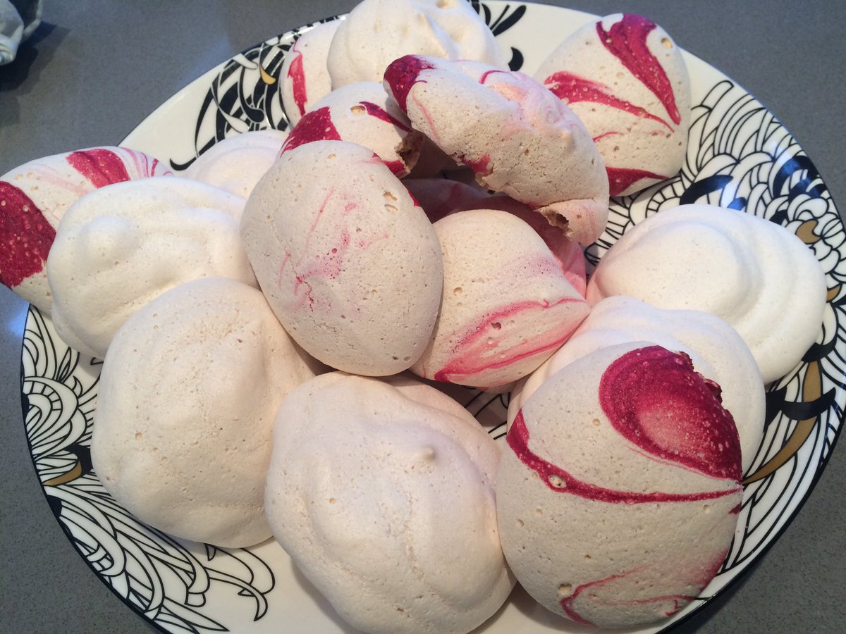 #aquafaba #vegan #meringue this just happened!!! #shamaze