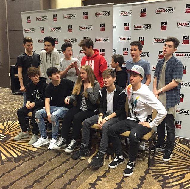 conexaopopsite's tweet photo. Magcon via Instagram. https://t.co/Kd8Wjw7dkp