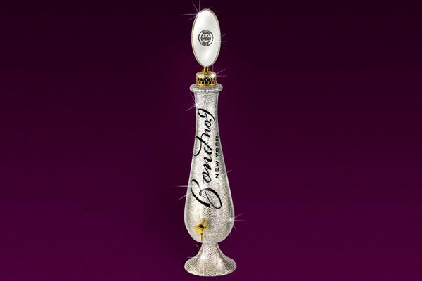 CoGifter's tweet image. Is it ever too late to receive the gift of love? Check out these rich #ValentinesDay gifts! cnb.cx/1o6Cfqs