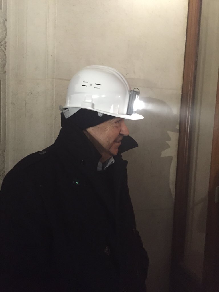 i_kevorkian's tweet photo. Suite errance poétique et musicale  #PleineNuit @Opera_Comique #Boltansky #Kakman #Krawczyk décacheter le dossier https://t.co/9MZHChTfjx