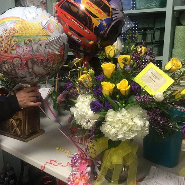 Bowden's Flower Shop (bowdens_flowers) Twitter