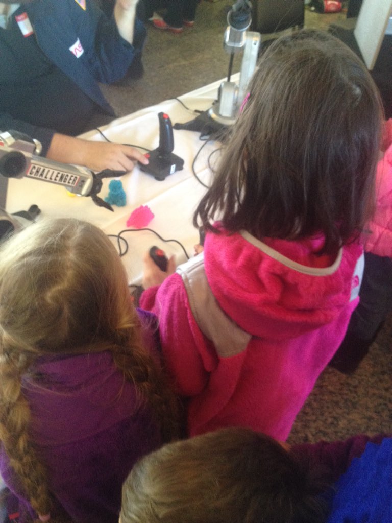 boromiller's tweet photo. Techfest with the family at Sinclair #makered#makerspace https://t.co/6pf6bqEi99