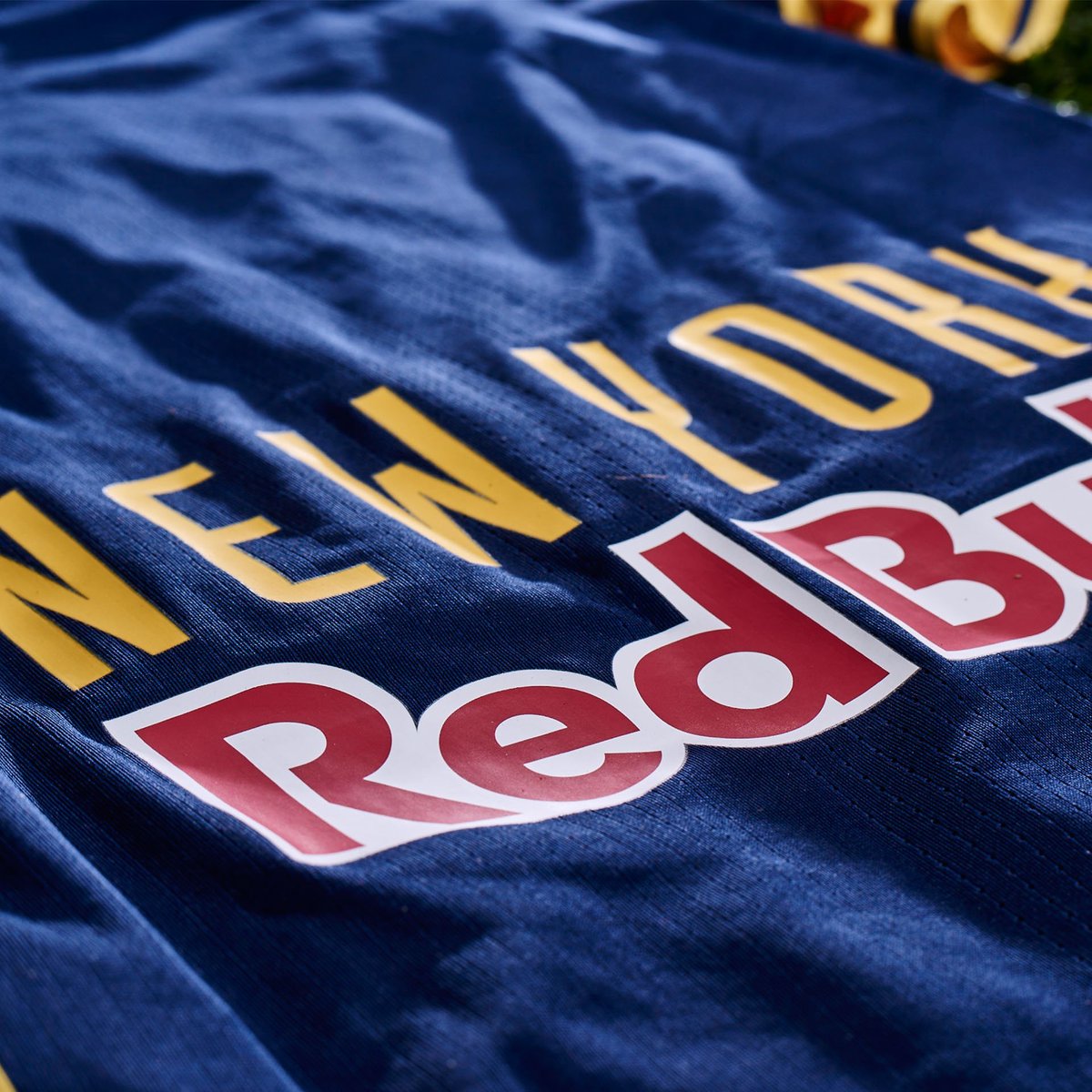 NewYorkRedBulls's tweet photo. The new look for away days. 

2016 SECONDARY KIT: https://t.co/TvPtN2MzkE

#OurHomeisRED
#RBNY https://t.co/p8GnjOSpCW