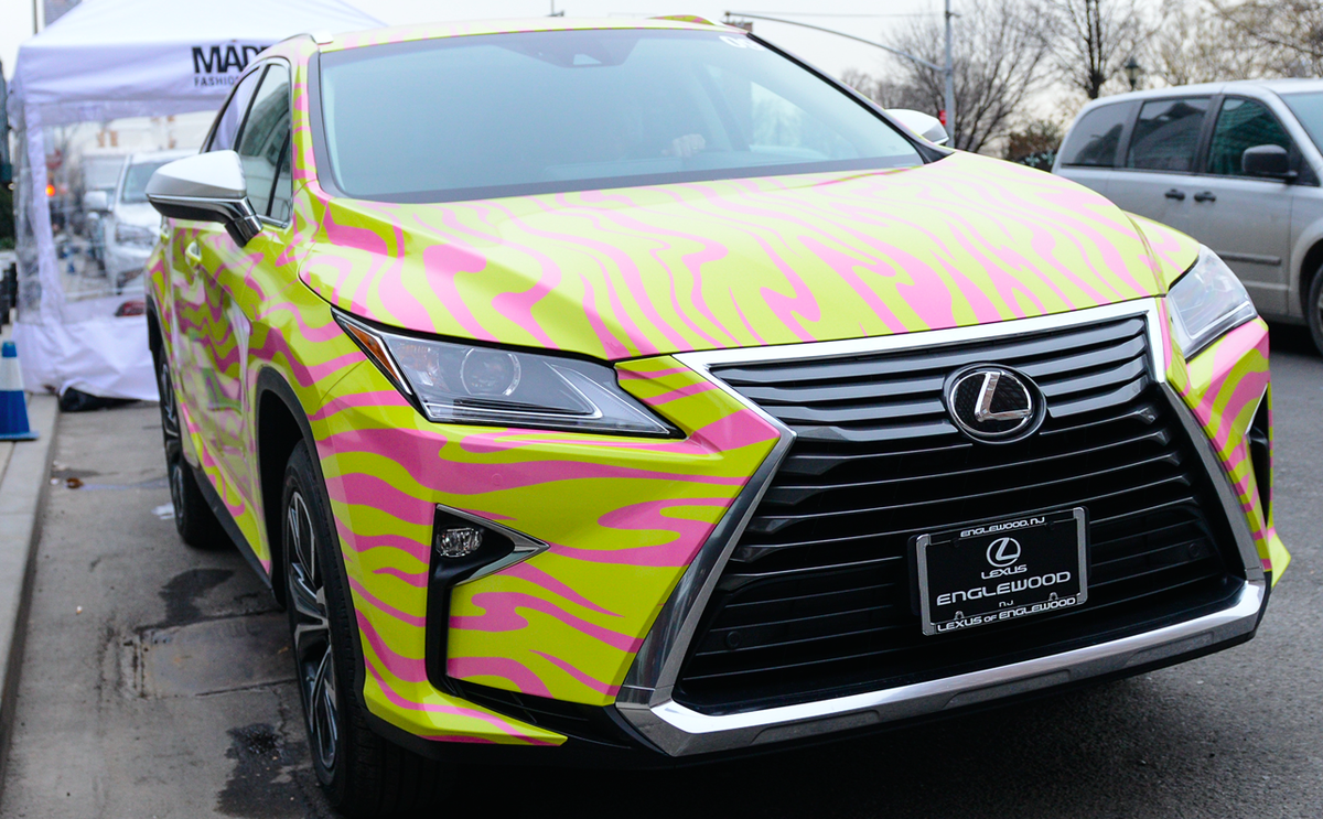 Lexus's tweet photo. In #NY? Snap a pic of one of the @ITSJEREMYSCOTT #LexusRX SUVs created for #NYFW and tell us where you saw it. https://t.co/flTdpNa49J