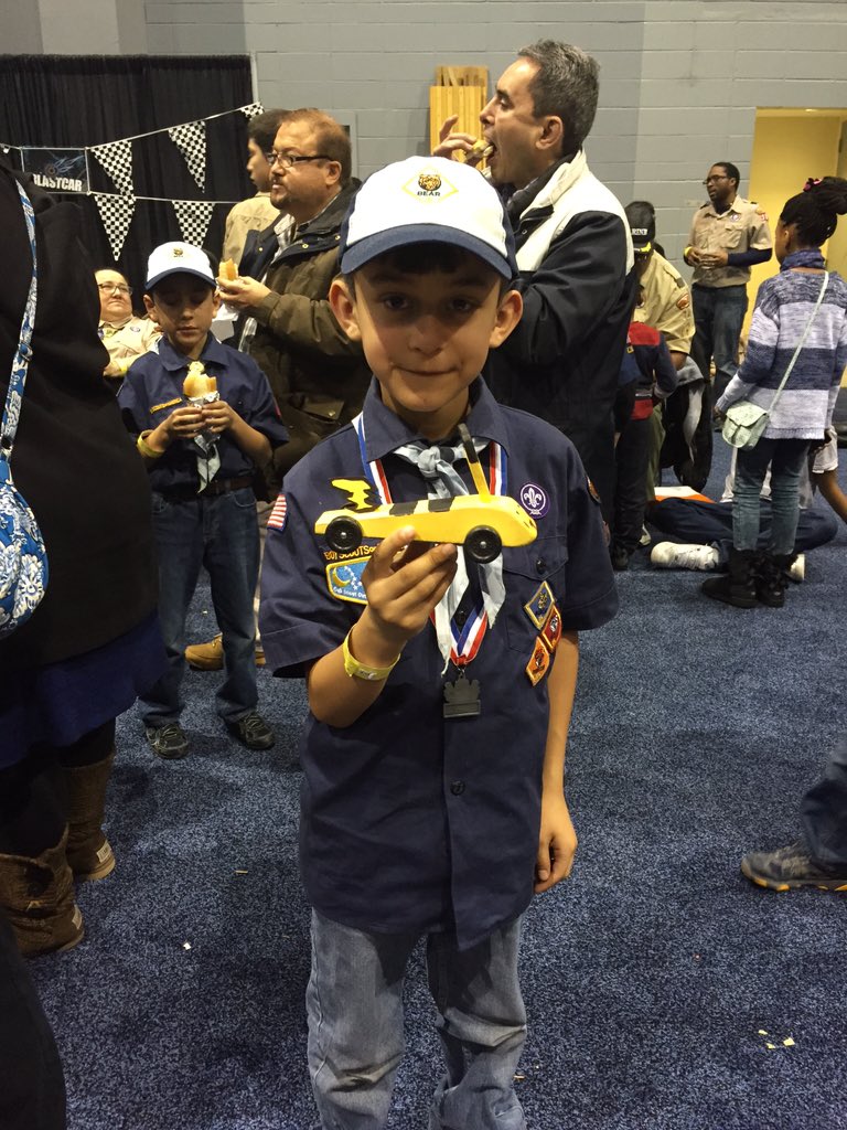 ScoutChannel's tweet image. Happy scouts and awesome cars!