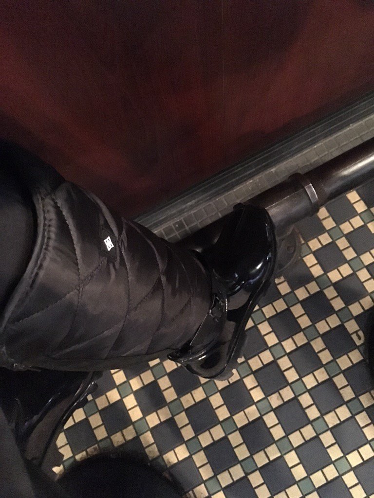 VA_Slim_757's tweet photo. Tried out my new @davrain boots after the snow and they are everything! Perfect fit &amp; feel. 😊 https://t.co/Pwux4SbaaR