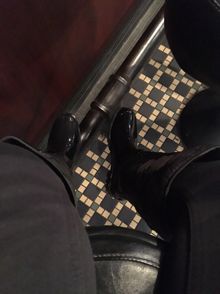VA_Slim_757's tweet photo. Tried out my new @davrain boots after the snow and they are everything! Perfect fit &amp; feel. 😊 https://t.co/Pwux4SbaaR