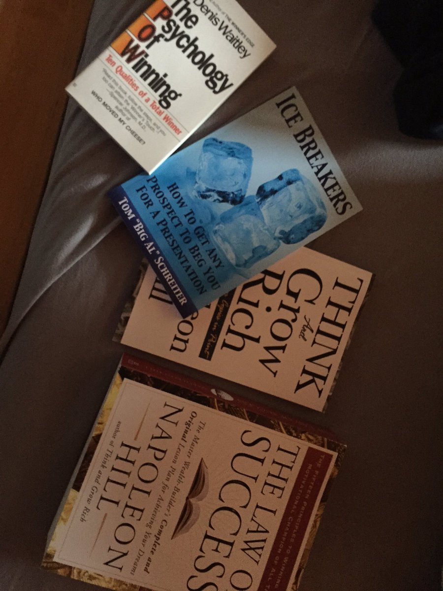 mike_delmarko's tweet photo. 'Leaders are Readers' #selfdevelopment #success #entrepreneur https://t.co/QaAzigooVq