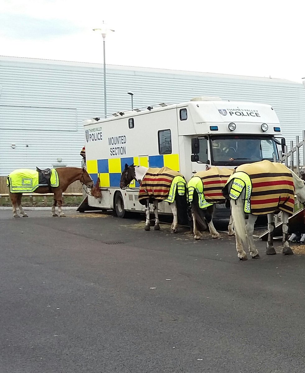 TVP_horses's tweet photo. No disorder. Brilliant engagement with the community. Heading home. @PompeyPolice @HantsPolice 
PS3481 https://t.co/aqHMFHsm3T