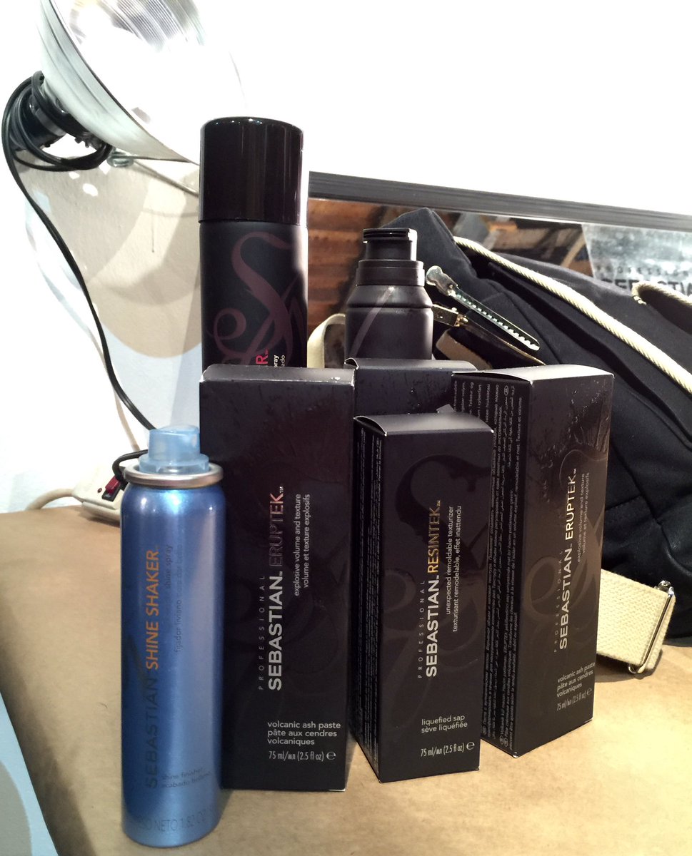 SebastianProUSA's tweet photo. Our #Metamorphik collection is front and center for @CSiriano's #NYFW hair look. https://t.co/RnlNLcYIY1