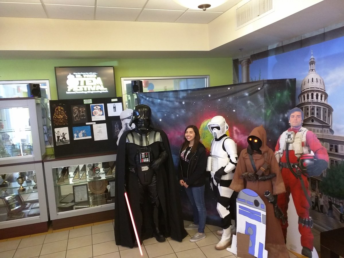 HSAElPaso's tweet photo. Come and join us! Take a picture with #STEMTroopers #STEMSOS https://t.co/1ahHCJeZds