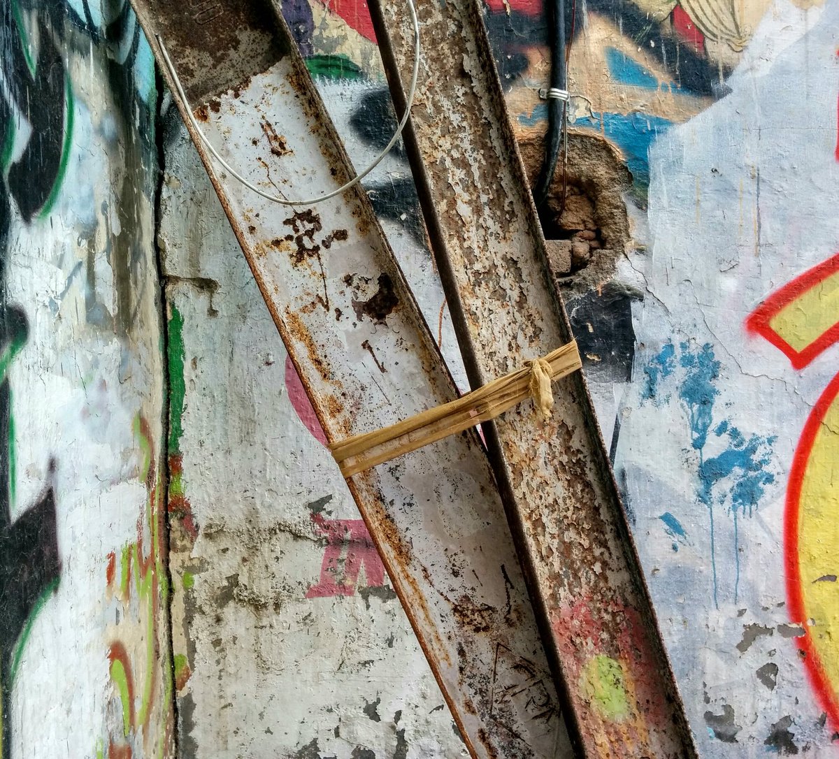 dirtywall's tweet photo. Somewhere in New Delhi #india #travelphotography #travel #charity https://t.co/xoc1ZpXVW1