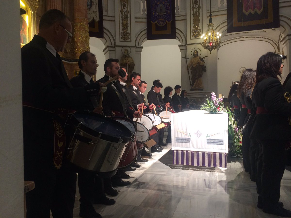 aeren_26's tweet photo. La banda de @SanPedroYecla en Altea!! 
#SANPEDROSUENA #semanasanta16 https://t.co/Bmj8fokhdy