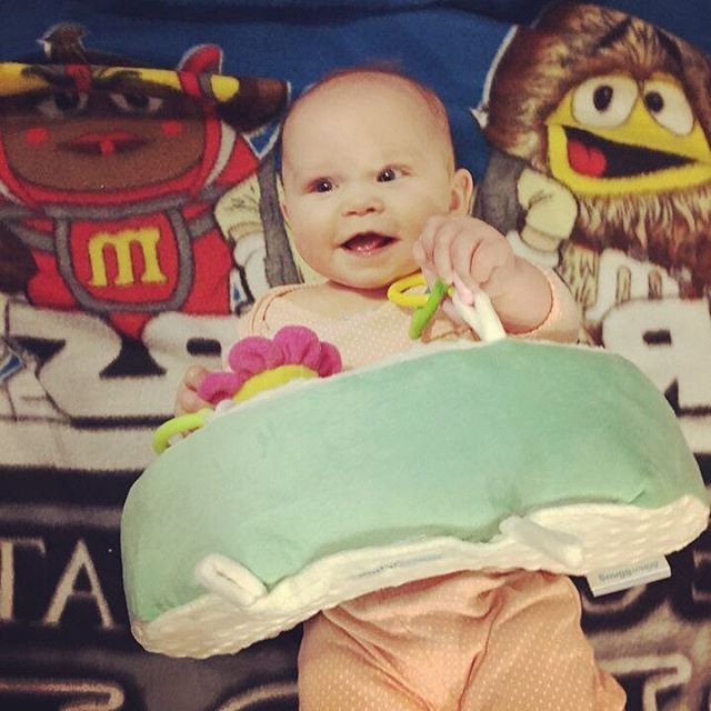 Snuggwugg's tweet image. Nothing makes this #mominventor happier than seeing these precious smiles #FF @Snuggwugg IG ow.ly/Yi3wr