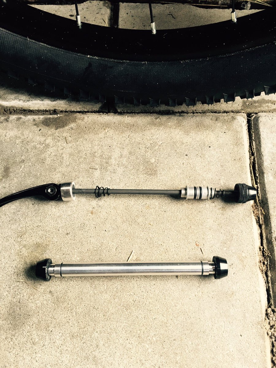 Omelet82's tweet image. Opzoek naar een beetje minder flex in het frame #mtb #miniupgrade ;-)