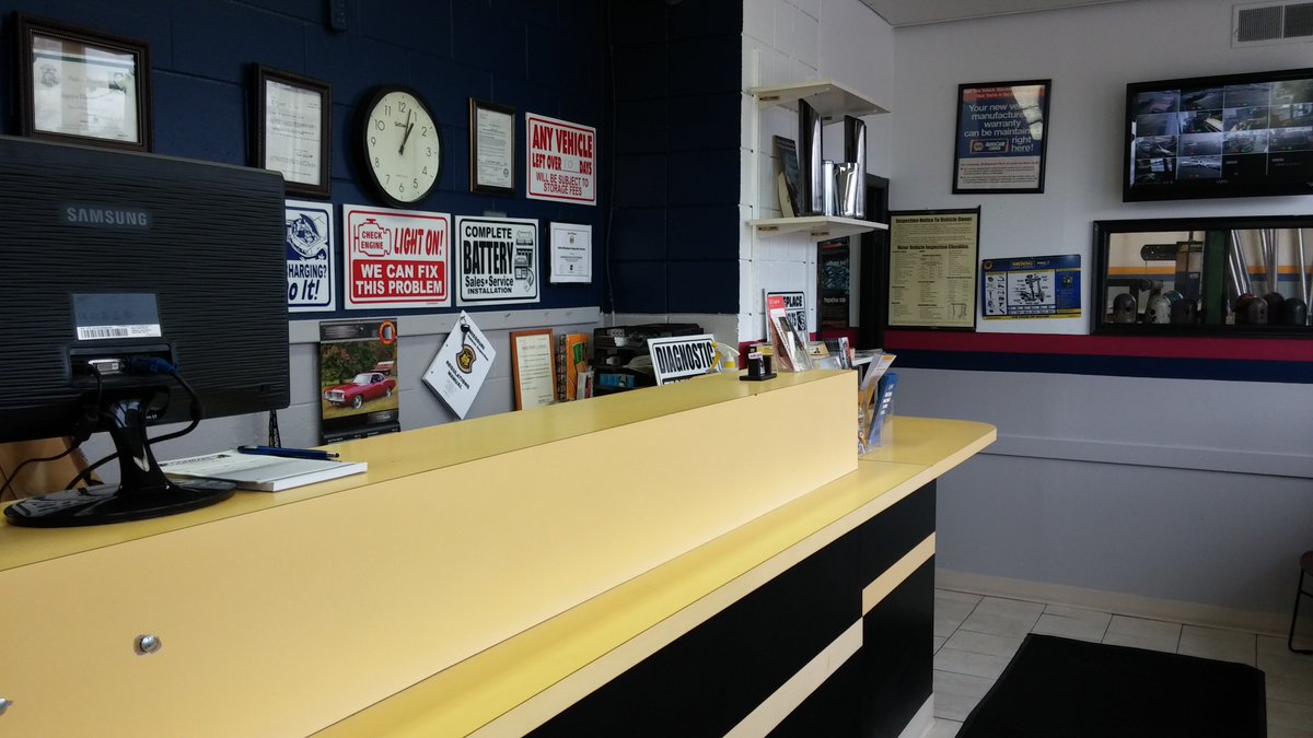 bobstephens76's tweet photo. Compare Muffler and brake automotive got a new front and waiting area https://t.co/YhxiifibFD