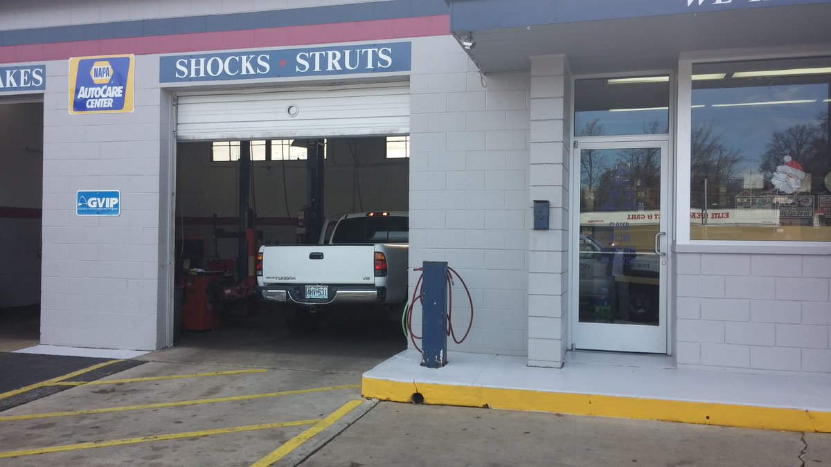 bobstephens76's tweet photo. Compare Muffler and brake automotive got a new front and waiting area https://t.co/YhxiifibFD
