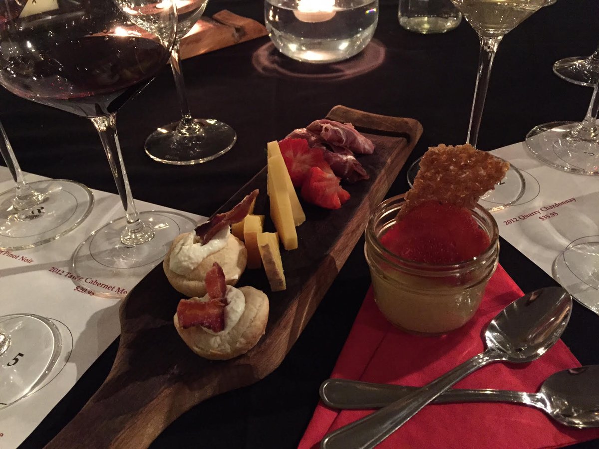 Tawse_Winery's tweet photo. Our Valentine's Day Package is well underway this weekend! Guests enjoying some delicious nibbles and wine! #vqeh https://t.co/mcoxuTGEdC