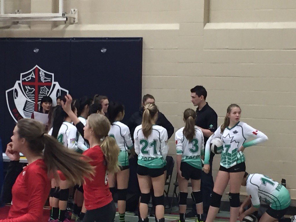fasttfreddy's tweet photo. @FocusVolleyball FocusU15 Primo ready to play at Force invitational. Good luck ladies https://t.co/IKUlje1ngS