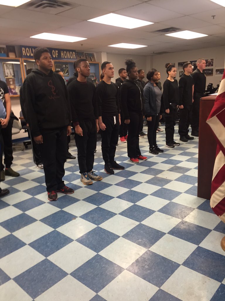 PPD22Dist's tweet photo. Central Division(6th, 9th &amp; 22nd Districts) @PPDExplorers ...Training for excellence... #FuturePPD #JoinOurTeam #PPD https://t.co/IEFS8vU7m9