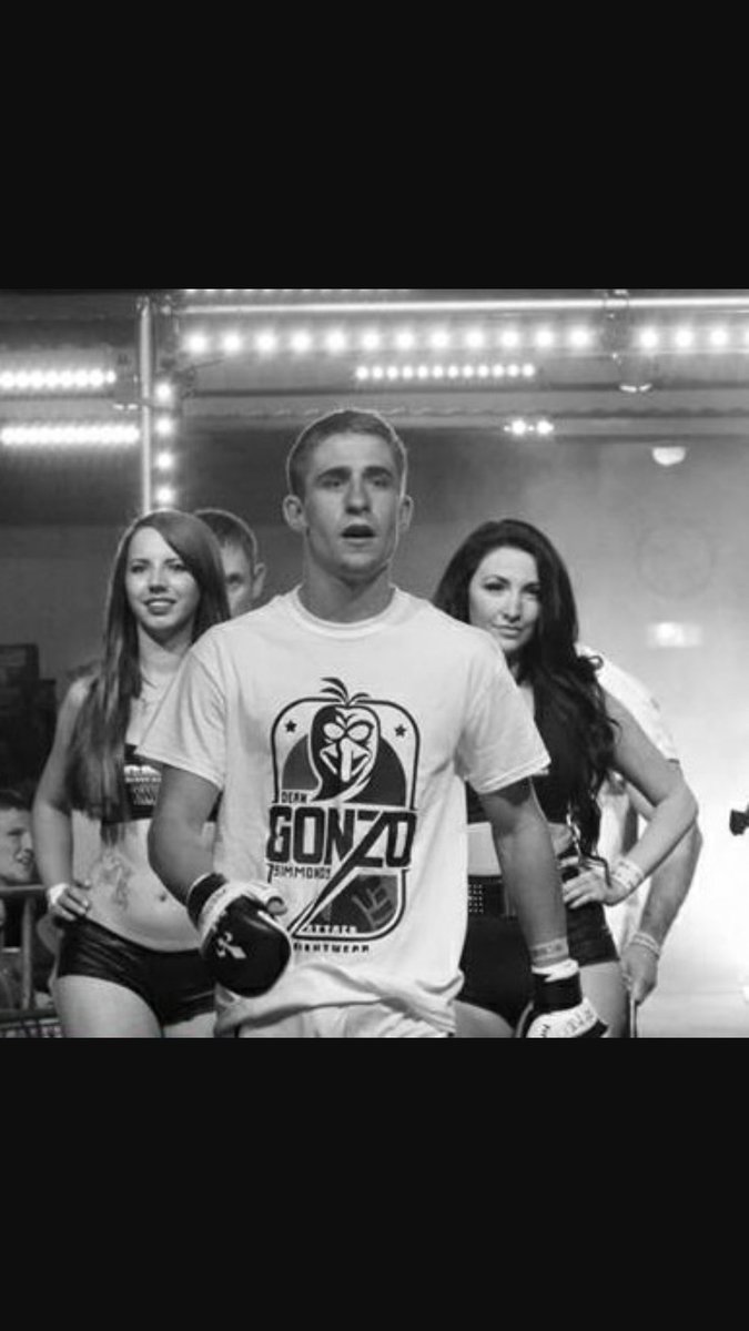 BKK_Fighters's tweet photo. Best of luck to @DeanoAKAbn who is representing on @WFSMMA at the prestigious York Hall tonight in Bethnal Green https://t.co/jKg8YYezaC