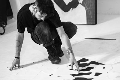 <a href="/JHood/">John Hood</a> vs <a href="/JesseDraxler/">Jesse Draxler</a> 4 <a href="/tropicult/">TROPICULT</a> bit.ly/1Vc3wCq <a href="/ArtWynwood/">Art Wynwood</a> <a href="/nytimes/">The New York Times</a> <a href="/samquinones7/">Sam Quinones</a> <a href="/JuxtapozMag/">Juxtapoz Magazine</a>