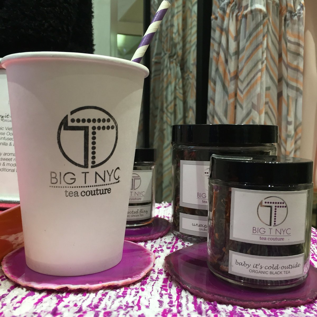 RebeccaMinkoff's tweet photo. NYC, it's FREEZING! Come meet Rebecca at our Greene St. store & warm up with couture tea! @BigTNYCtea #RMSpring https://t.co/M9x09yjOzz