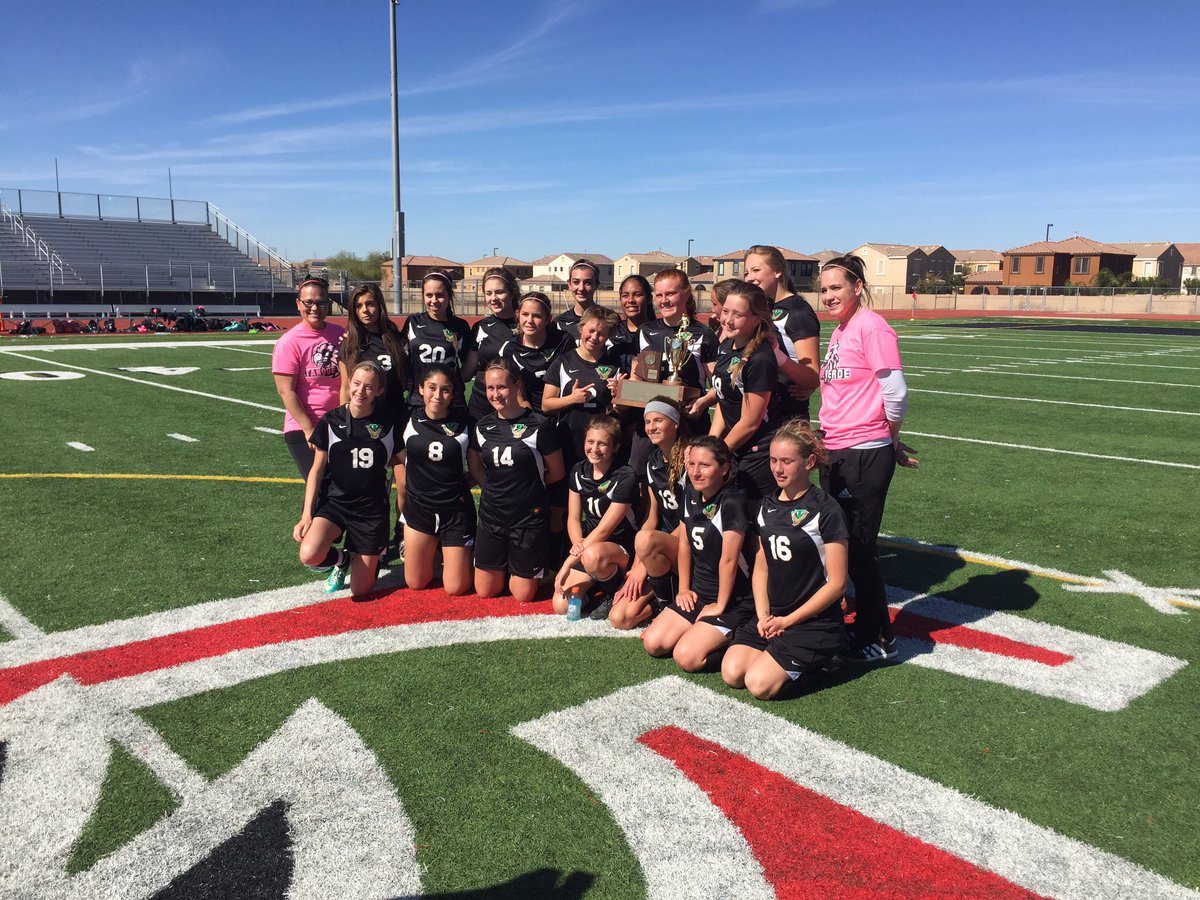 HSTucson's tweet photo. #TanqueVerde poses with the second place trophy #TVvsANTP #azhs https://t.co/GkvBVBHeB8